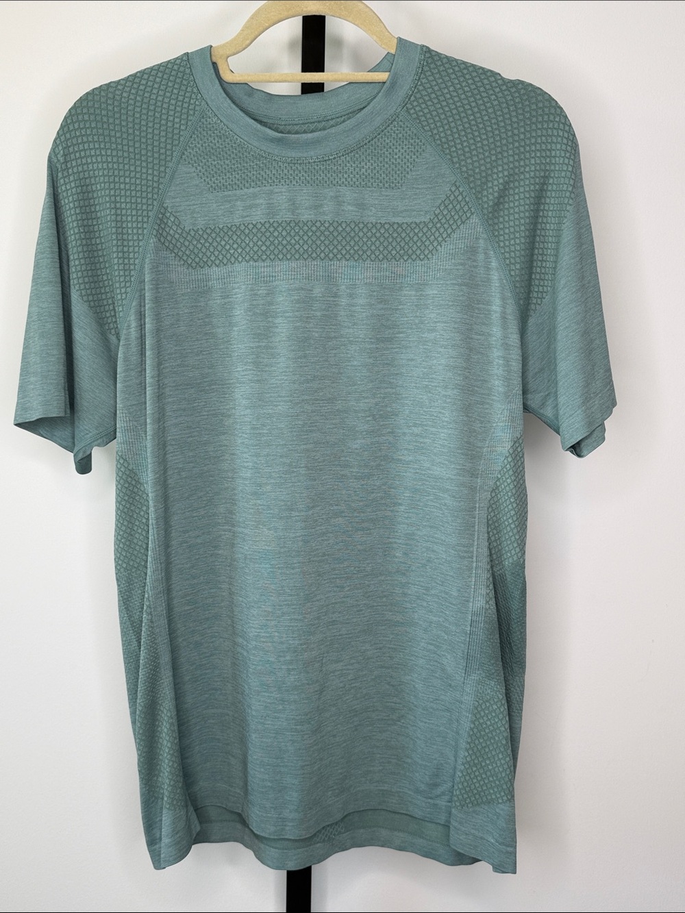Hollister Teal Seafoam Short Sleeve Athletic Tee